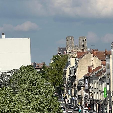 Appartement Reims voyage Extérieur photo