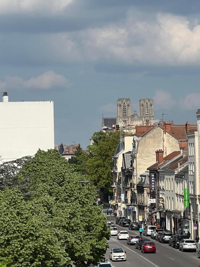 Appartement Reims voyage Extérieur photo